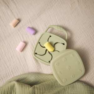 Copo Retrátil de Silicone com Tampa para Petiscos