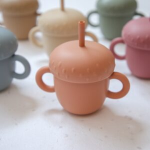 Loja Chiquititos Copo de Silicone com Alças, Tampa e Canudo Nozes 200 mL