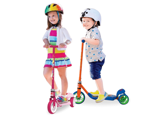 Patinetes infantis com designs masculinos e femininos