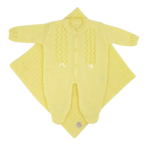 saída maternidade para bebê amarela